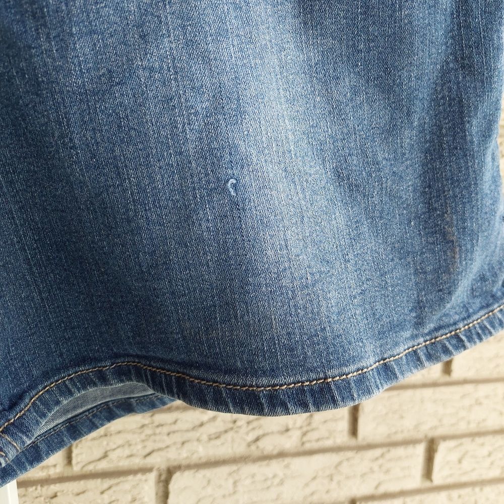 Venezia Denim Jean Shorts with Pockets 18 GUC - Picture 4 of 6